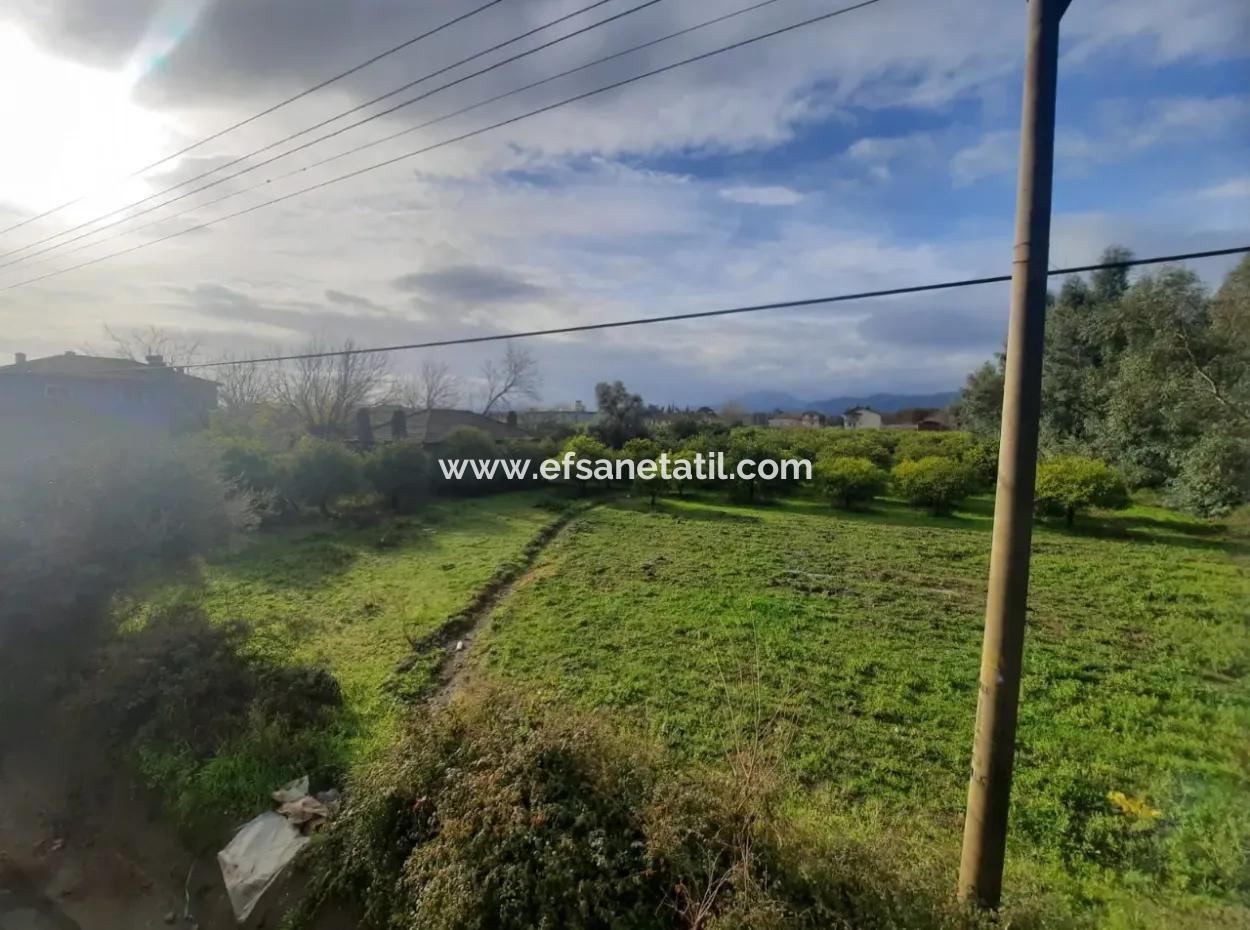 Köyceğiz Toparlar’da Ana Yola Cepheli 2.800 M² Ticari/Konut İmarlı Arsa Satılık