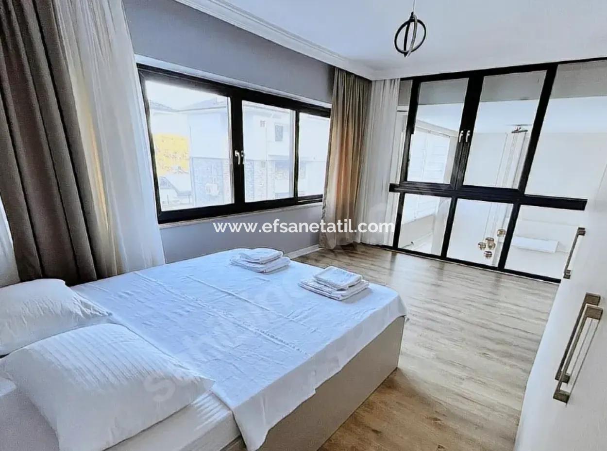 Ortaca Sarıgerme'de Eşyalı Lüks Tripleks Villalar