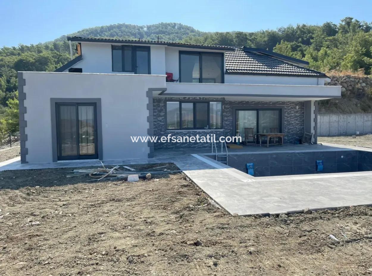 Dalaman Gürköy Mevkii Havuzlu 4+1 Villa