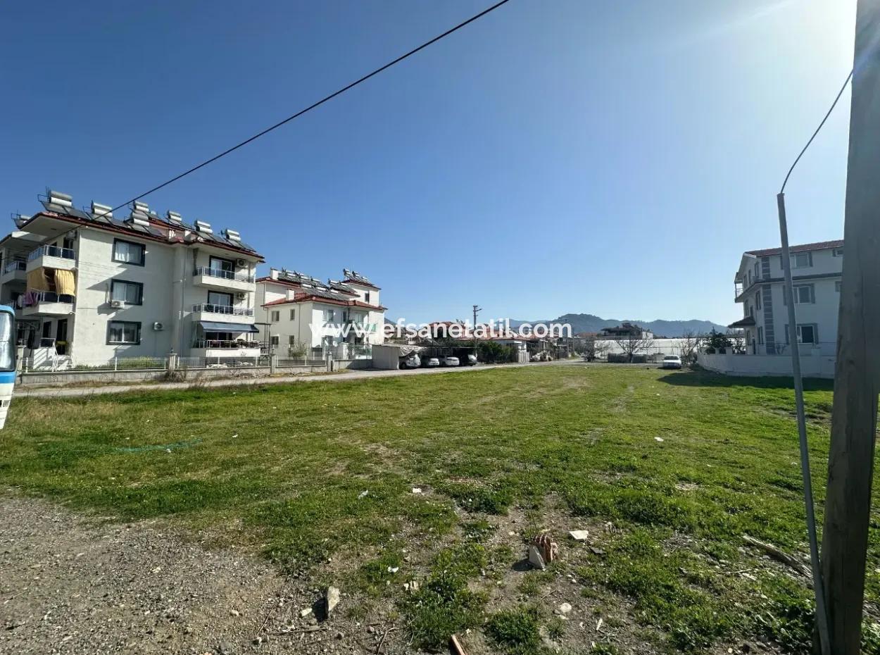 Karaburunda 402M2+404M2 3 Kat İmarlı Arsalar Satılı​k