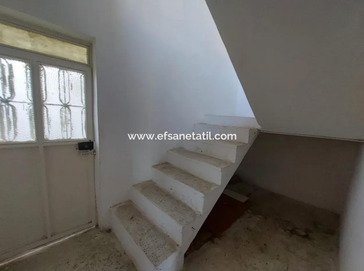 Ortaca Cumhuriyetde 508 M2  İmarlı Arsa Ve Müstakil Ev Satılık