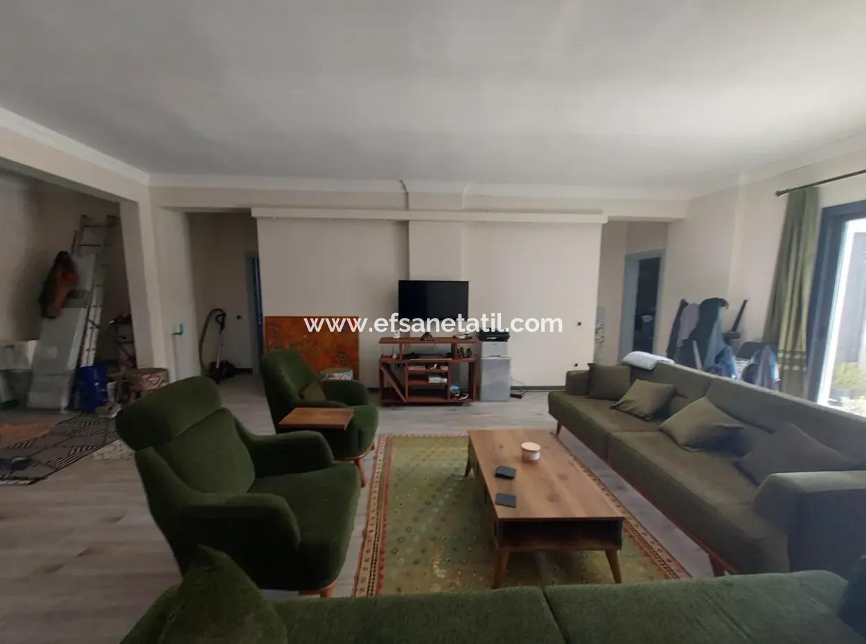 Ortaca Okçular Dağ Ve Doğa Manzaralı  2.000 M2 Arsada, 4+1 200 M2 Müstakil Ev Satılık