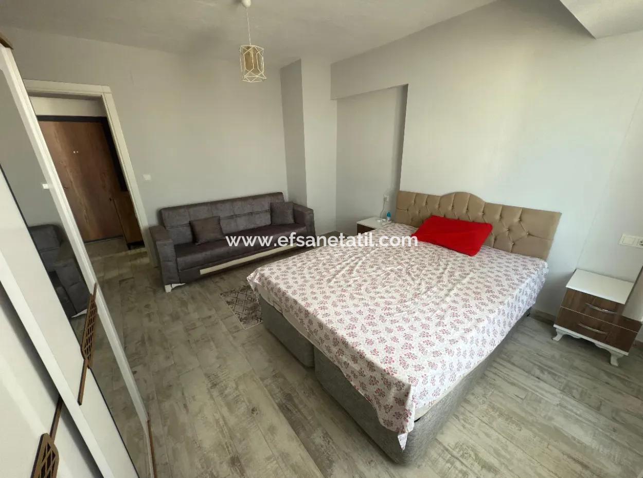Ortaca Merkezde 1+1 70M2 Ful Eşyalı Daire Satılık.