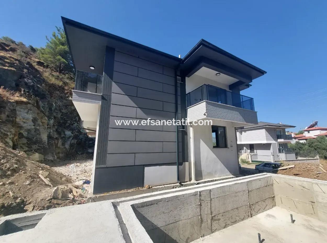Muğla Ortaca Çaylı’da Havuzlu Sıfır Giriş Kat Daire Acil Satılık