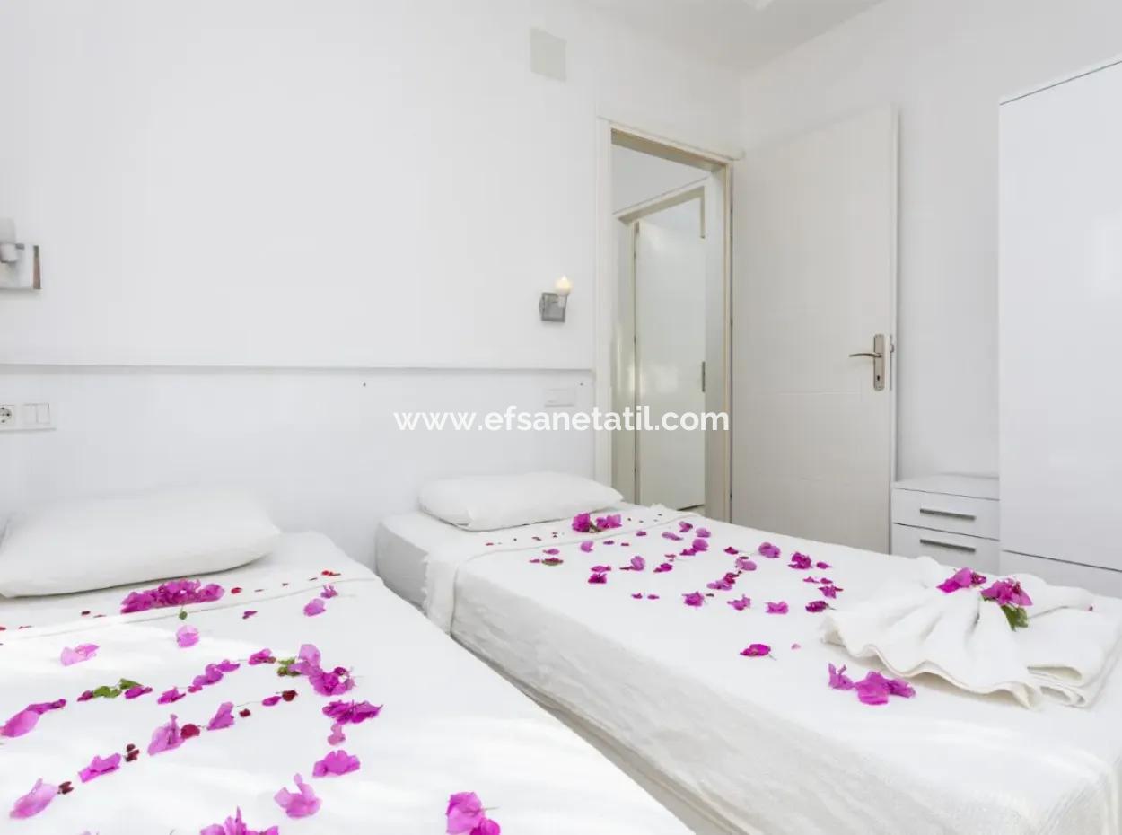 Muğla Dalyan Da 120 M2, 3+1 Eşyalı Yüzme Havuzlu Villa 6 Aylık Kiralık