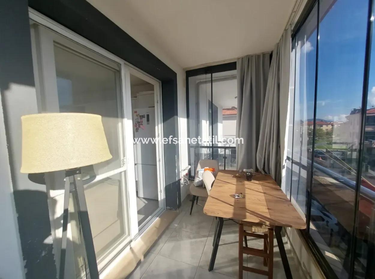 Muğla Ortaca Karaburun Da 3 Katlı Binanın 3 Cu Katında  Bulunan 1+1 Daire Satılık