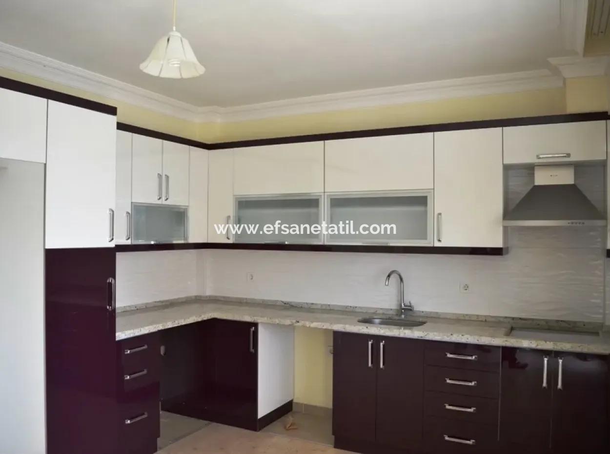 Ortaca Merkezde Bahçeli Müstakil Daire Kiralık