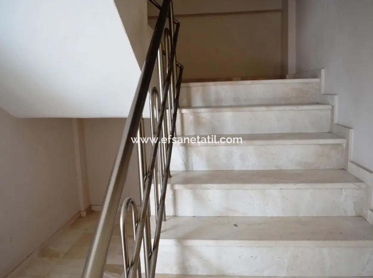 Ortaca Merkezde Bahçeli Müstakil Daire Kiralık