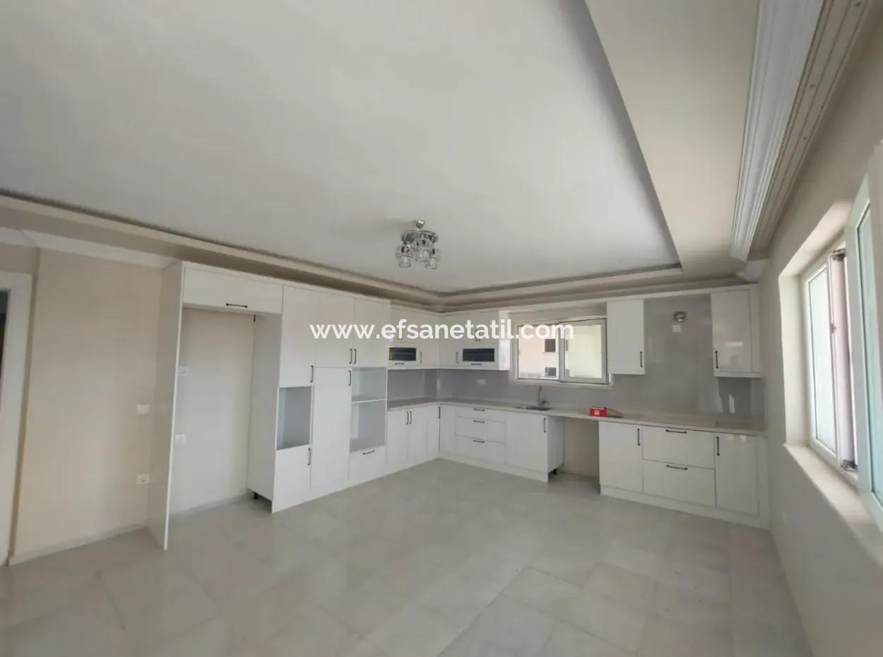 Muğla Ortaca Eskiköyde 220 M2, 3+1 Ev Kiralık.