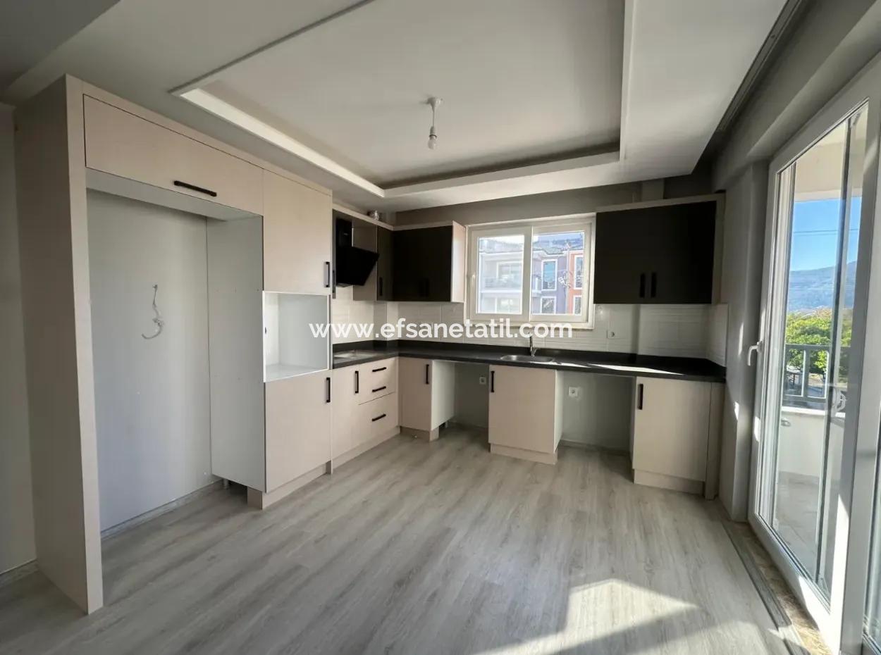 Ortaca Da 2. Kat 3+1 Daire Kiralık