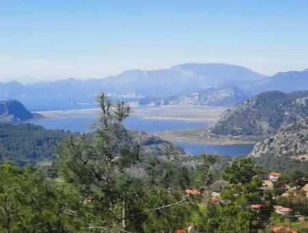 Muğla Dalyan Gökbelde Deniz Manzaralı Eşyalı Taş Ev Kiralık
