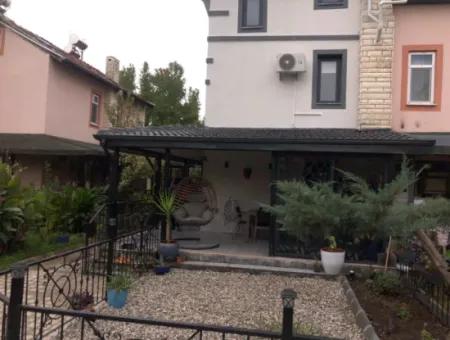 Muğla Fethiye Çiftlik Mahallesinde Satılık Villa