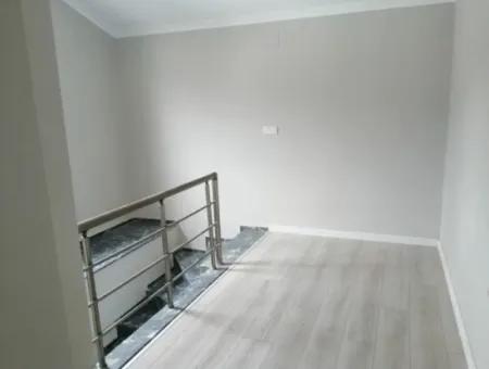 Muğla ,Köyceğiz, Gülpınar Da Göl Manzaralı, Bağımsız Mutfak 170 M2, 4+1 Lüks Daire Satılık.