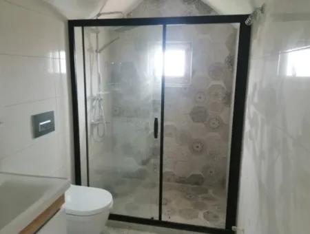 Muğla ,Köyceğiz, Gülpınar Da Göl Manzaralı, Bağımsız Mutfak 170 M2, 4+1 Lüks Daire Satılık.