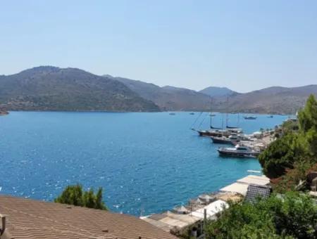 Muğla Marmaris Turunç Amos Koyunda 4 412 M2 Denize Sıfır Arazi Satılık
