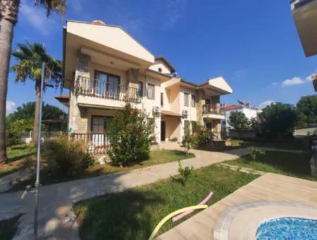 Muğla Dalyanda 2+1 Yüzme Havuzlu Eşyalı Daire 1 Yıllık Kiralık