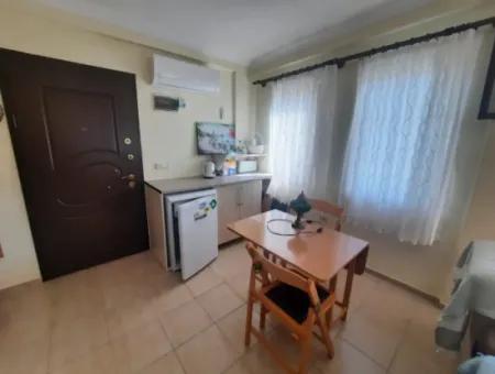 Muğla Dalyanda 2+1 Yüzme Havuzlu Eşyalı Daire 1 Yıllık Kiralık