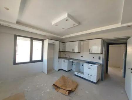 Muğla Ortaca Çaylı’da Havuzlu Sıfır Giriş Kat Daire Acil Satılık