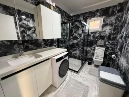 Ortacada Dalyan Yoluna Sıfır Müstakil 2,5 Katlı Bina Satılık.