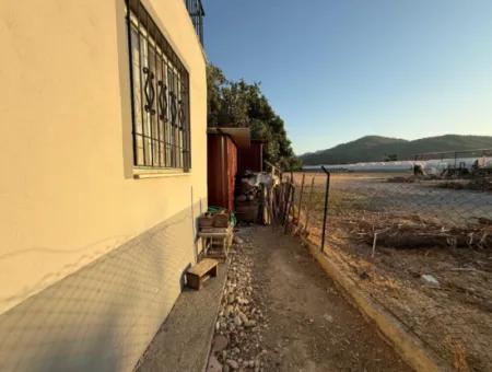 Ortacada Dalyan Yoluna Sıfır Müstakil 2,5 Katlı Bina Satılık.