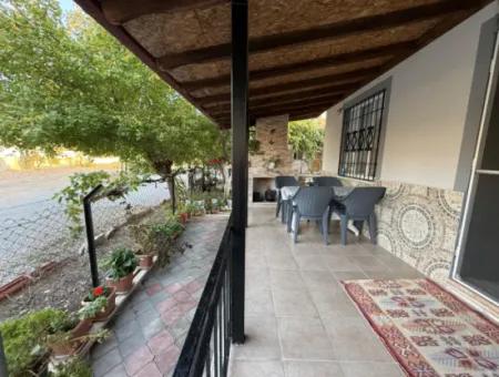 Ortacada Dalyan Yoluna Sıfır Müstakil 2,5 Katlı Bina Satılık.