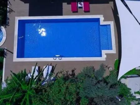 Muğla Dalyan Da 120 M2, 3+1 Eşyalı Yüzme Havuzlu Villa 6 Aylık Kiralık