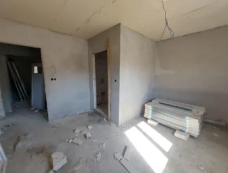 Ortaca Gökbel De  763 M2 Arazide, Kaba İnşaat 70 M2, 2+1 Prefabrik Ev Satılık